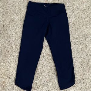 Old navy capri leggings, size small